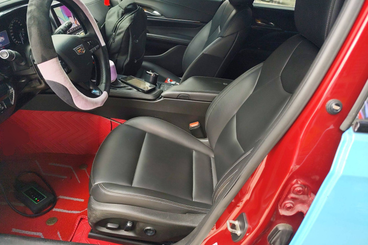 凯迪拉克CT4 2020款 28T 时尚型局部细节19