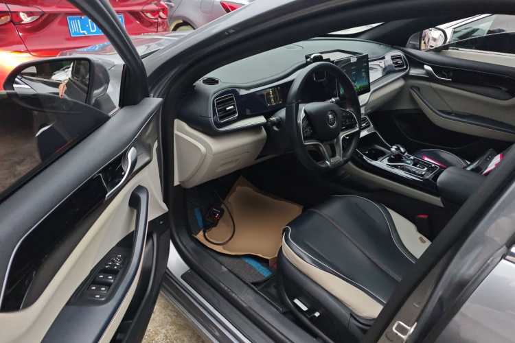 比亚迪 秦PLUS 2021款 EV 500KM 豪华型中控内饰20