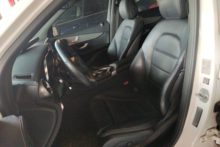 奔驰GLC 2016款 GLC 200 4MATIC局部细节19