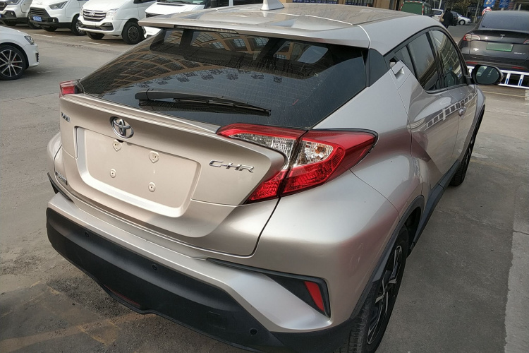 丰田C-HR 2020款 2.0L 领先版车身外观6005