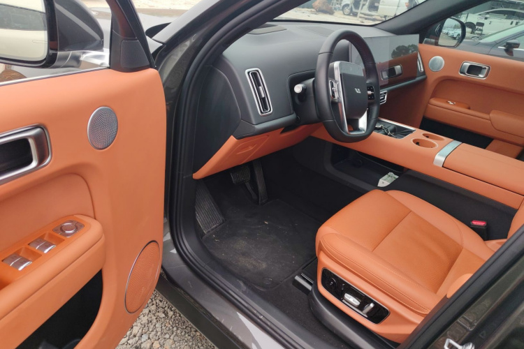 理想汽车 理想L7 2024款 MAX中控内饰7003