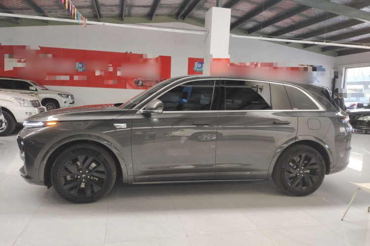 理想汽车 理想L7 2023款 Air车身外观4
