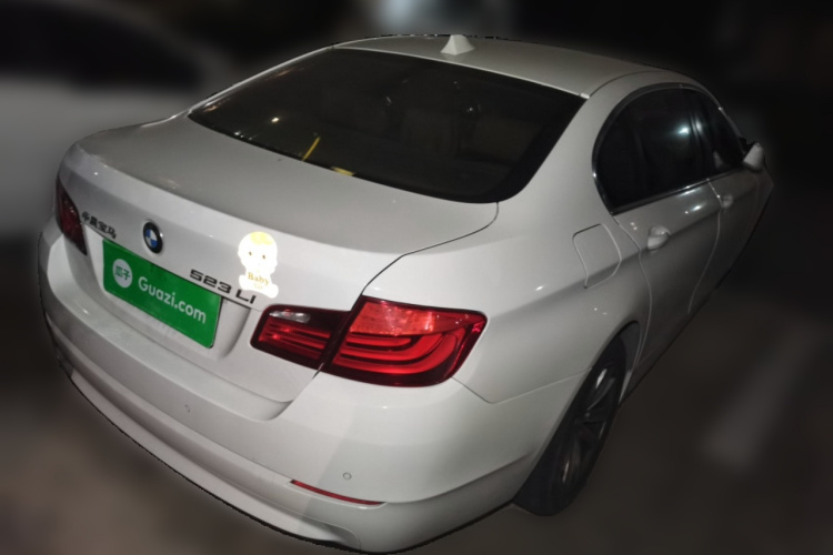 宝马5系 2011款 523Li 豪华型车身外观6005