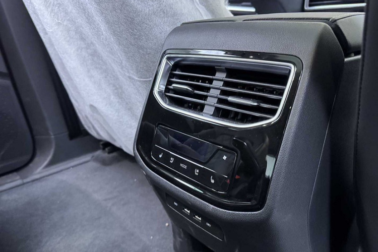 大众 揽境 2025款 380TSI 四驱豪华佳境Pro  众享款 6座中控内饰7003