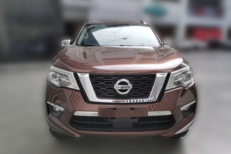 日产 途达 2018款 2.5L 自动两驱智享版车身外观2