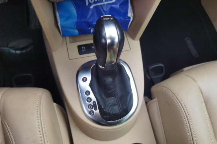 大众 途安 2011款 1.4T DSG智臻版5座局部细节18