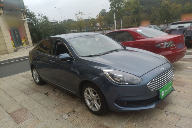 福特 福睿斯 2019款 改款 1.5L 自动悦享型 国VI车身外观3