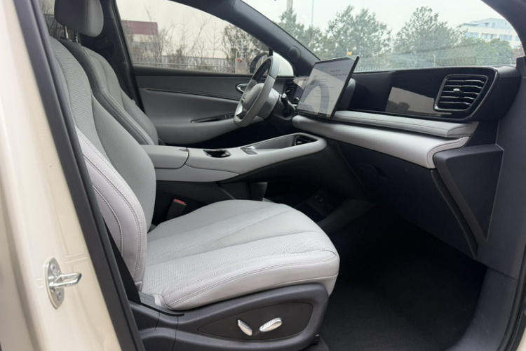 比亚迪 海狮06新能源 2025款 EV 520领航版中控内饰7002