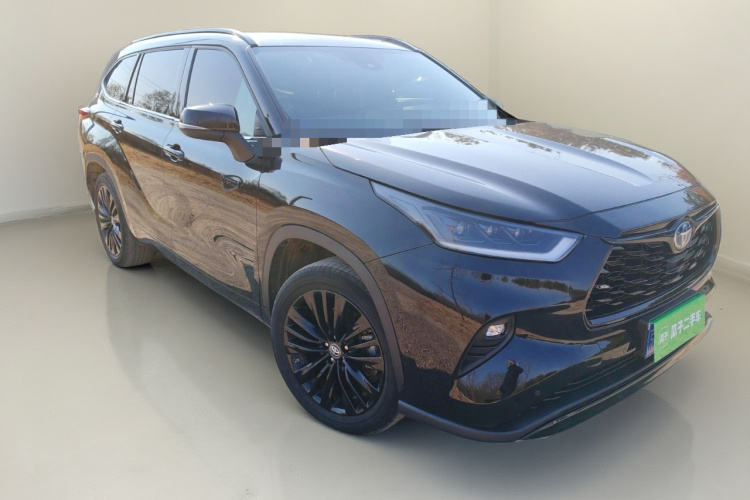 丰田 汉兰达 2023款 2.5L智能电混双擎四驱骑士版 7座车身外观3