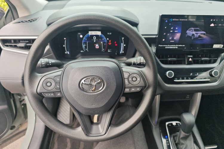 丰田 卡罗拉锐放 2023款 2.0L 精英版中控内饰13