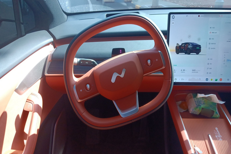 乐道L60 2024款 60kWh 四驱版中控内饰13