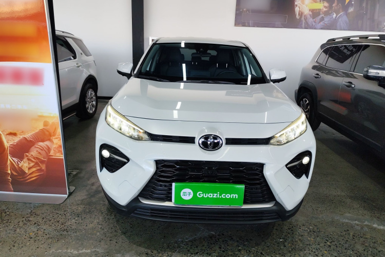 丰田 威兰达 2022款 2.0L CVT两驱都市版车身外观2