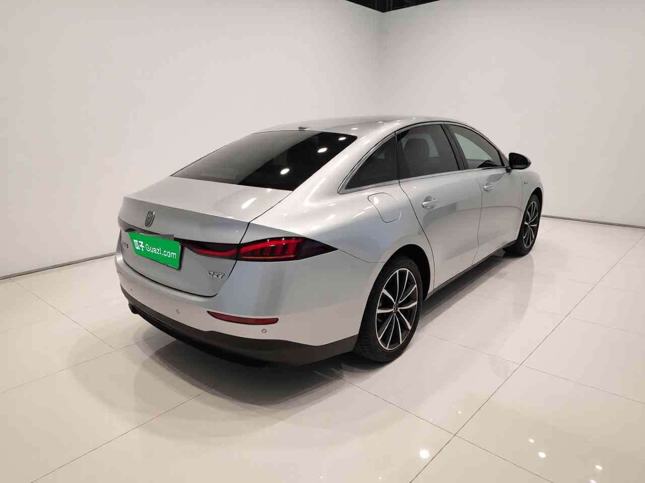 荣威D7 2025款 DMH 125km 世界冠军版(4)