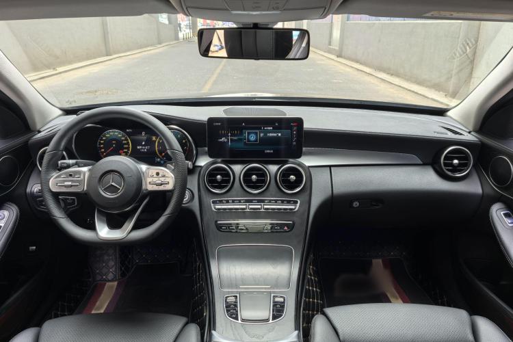 奔驰C级 2021款 C 200 L 时尚型运动版中控内饰7001