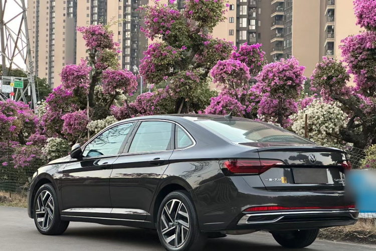 大众 速腾 2023款 300TSI DSG超越版车身外观6007