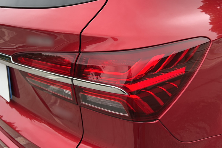 荣威RX5 2020款 20T 自动4G互联超越旗舰版车身外观6006