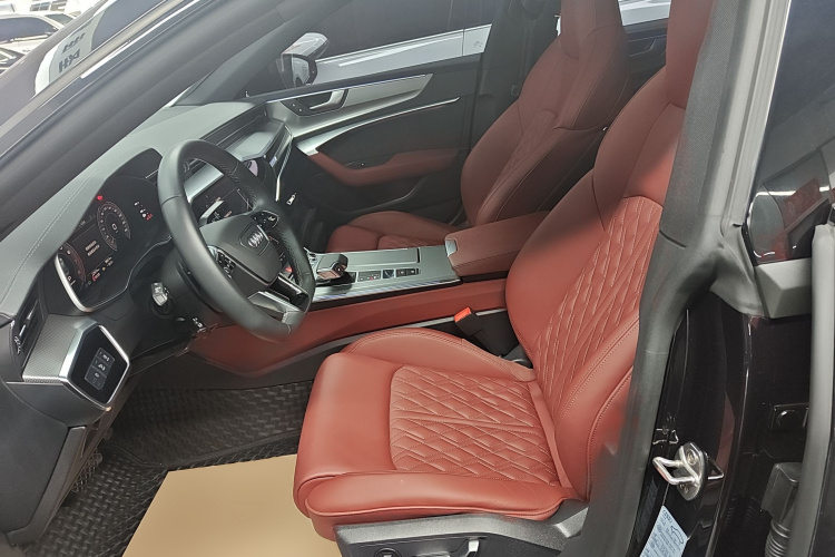 奥迪A7L 2024款 45 TFSI quattro S-line 黑武士版局部细节19