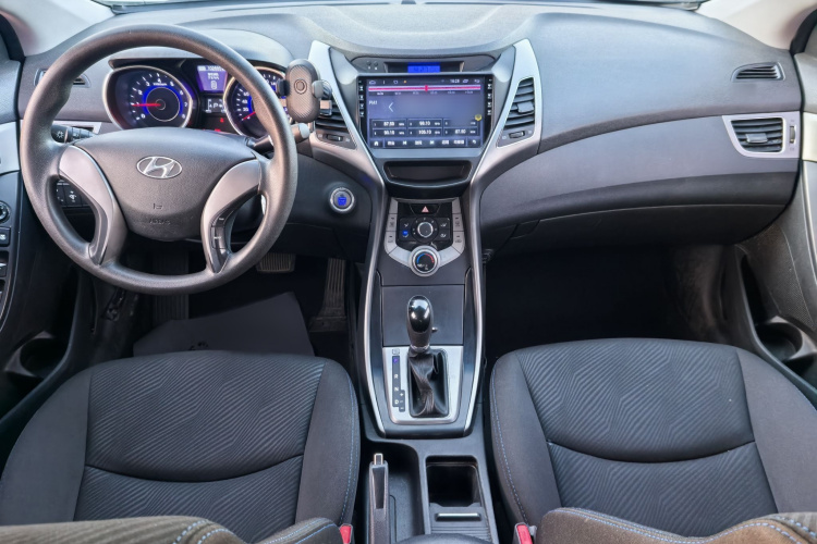 现代 朗动 2013款 1.6L 自动领先型中控内饰7003