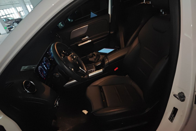 奔驰GLA 2023款 GLA 200局部细节19