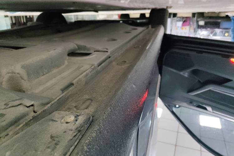 大众 帕萨特 2016款 330TSI DSG尊荣版局部细节9002