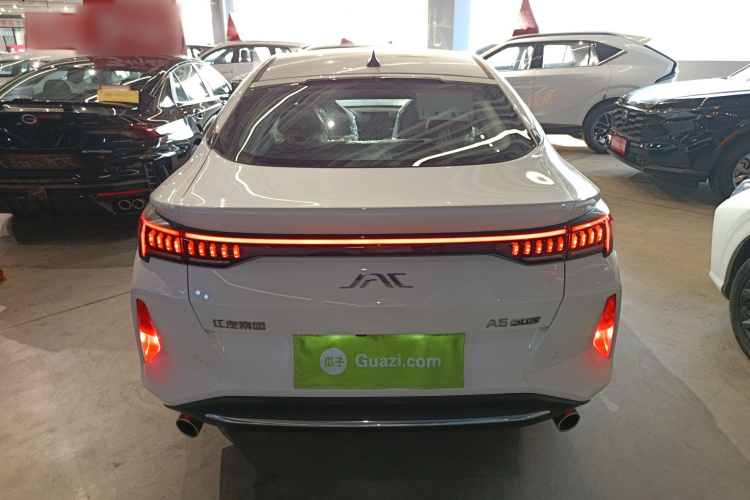 江淮汽车 江淮A5 PLUS 2023款 1.5T 自动豪华型车身外观6