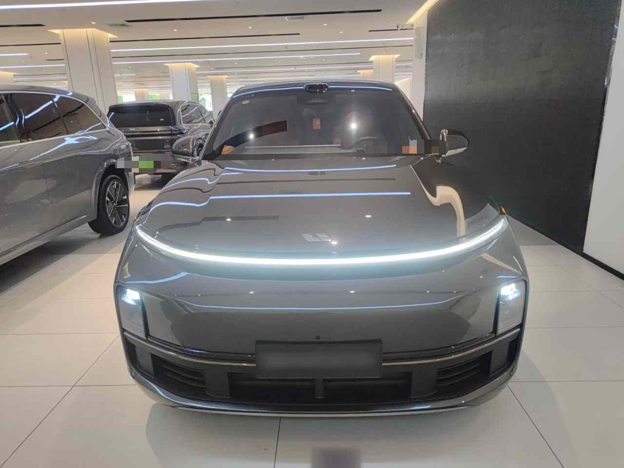 理想汽车 理想L8 2025款 Ultra 智能焕新版(1)