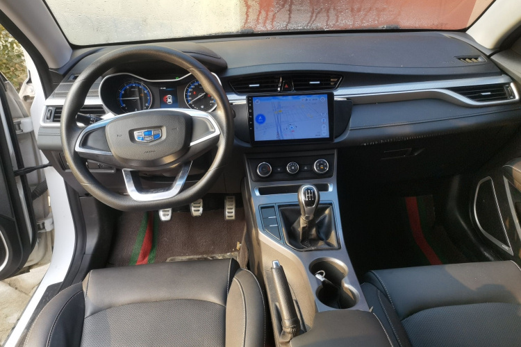 吉利汽车 远景S1 2019款 升级版 1.5L 手动幸福版中控内饰12