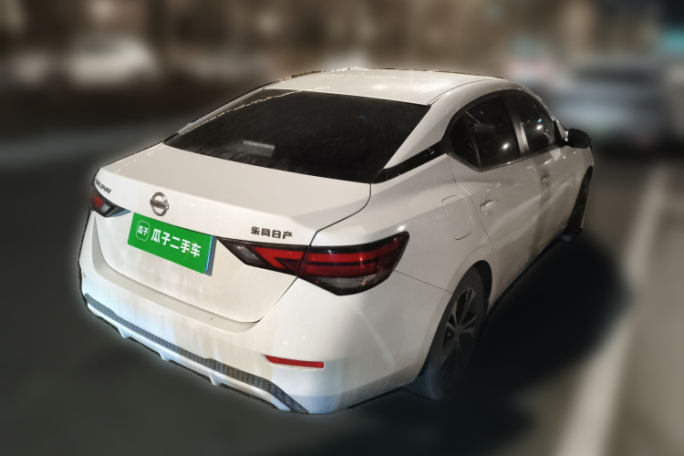 日产 轩逸 2021款 1.6L XL CVT悦享版车身外观7