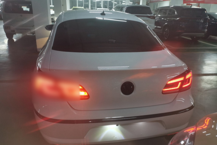 一汽-大众CC 2018款 2.0TSI 豪华型车身外观6