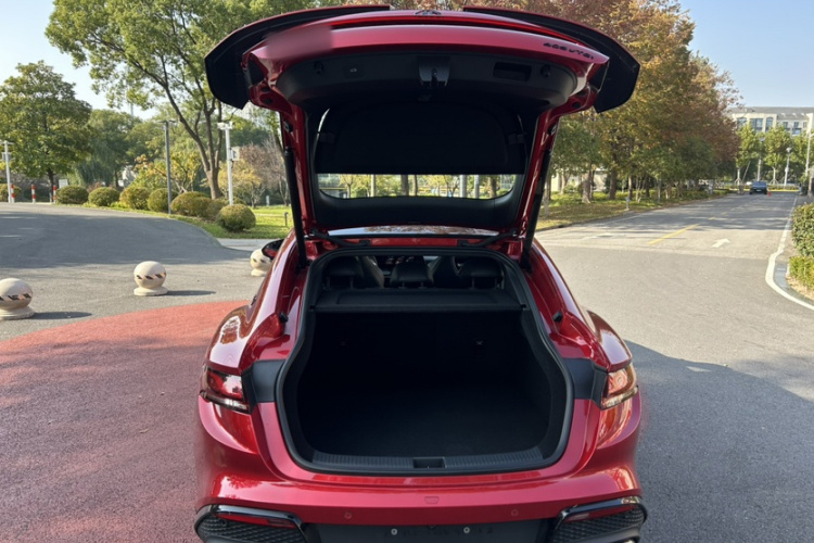 名爵 MG7 2023款 2.0T 自动Trophy+激擎耀世版中控内饰7004