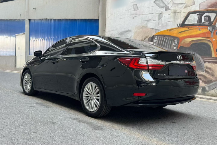 雷克萨斯ES 2016款 200 Midnight特别限量版车身外观6003