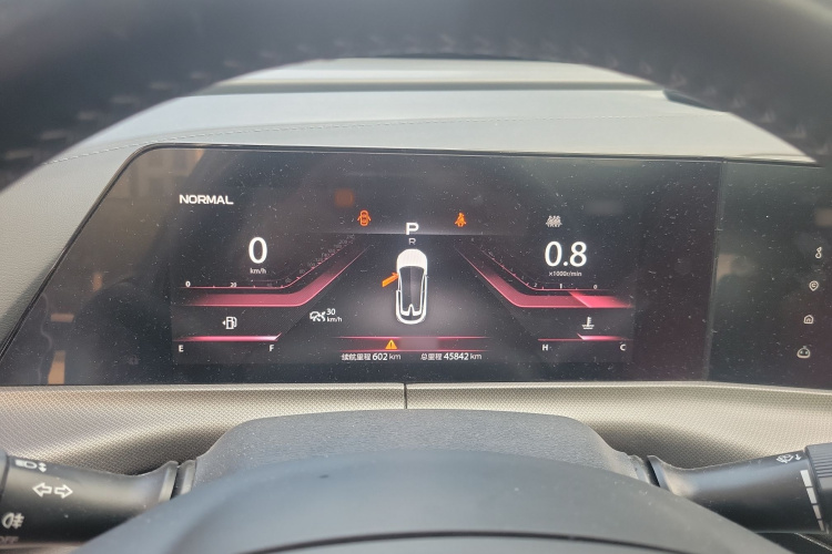 长安UNI-T 2020款 1.5T 尊贵型局部细节14