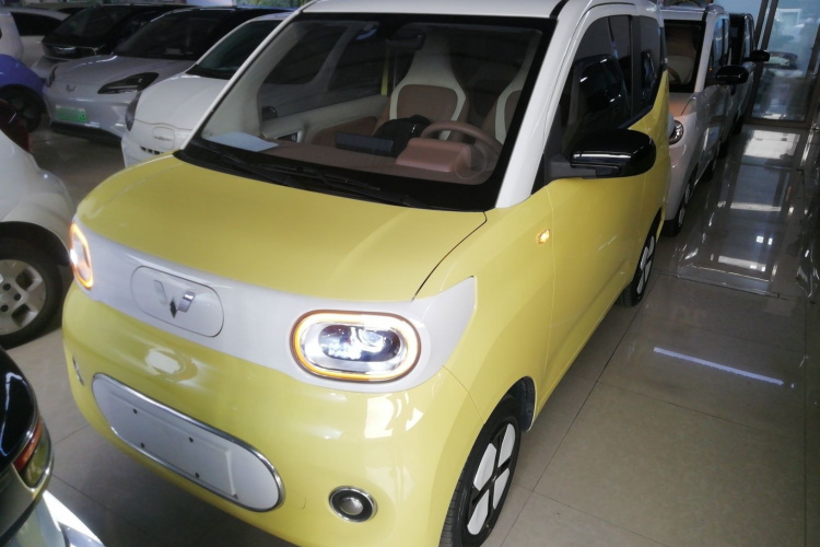 五菱汽车 宏光MINIEV 2024款 第三代 215km 进阶版车身外观2