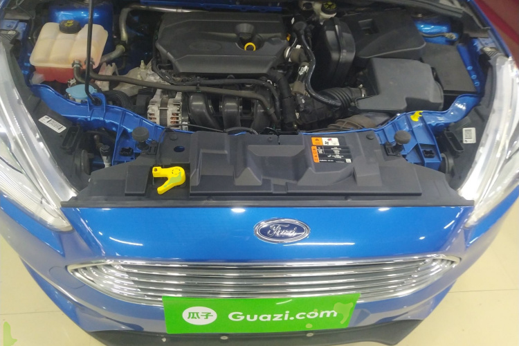 福特 福克斯 2020款 两厢经典 1.5L 自动风尚型机舱底盘24