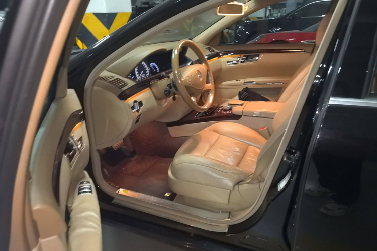 奔驰S级 2011款 S 350 L CGI局部细节19