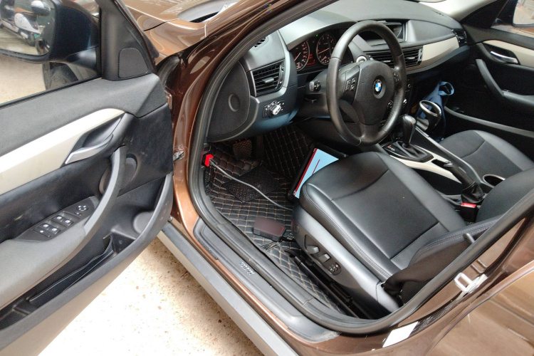 宝马X1 2013款 sDrive18i 时尚型中控内饰20