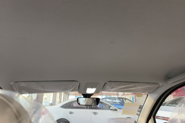 五菱汽车 宏光MINIEV 2025款 四门版 进阶款中控内饰22