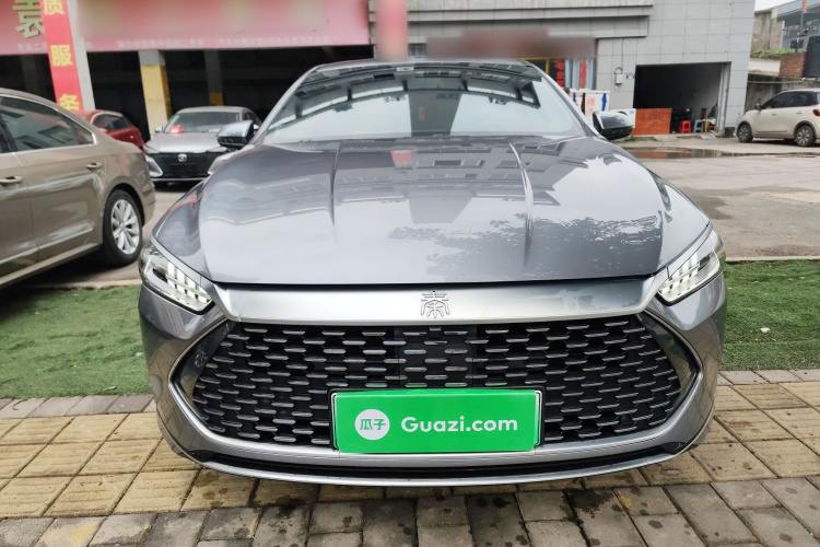 比亚迪 秦PLUS 2021款 DM-i 55KM 旗舰型车身外观2