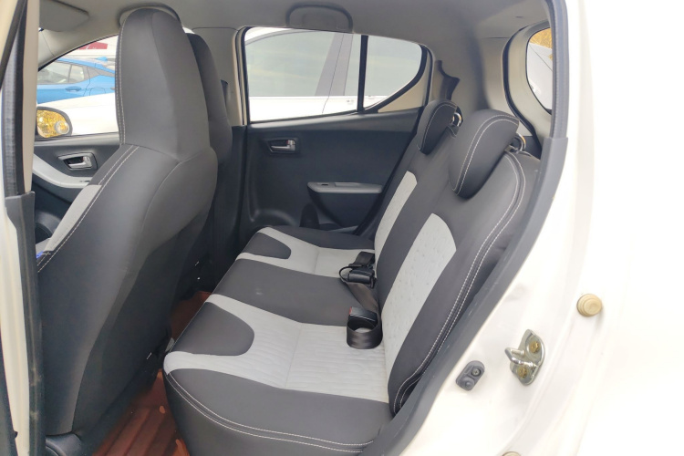 铃木 奥拓 2013款 改款 1.0L 手动舒适型中控内饰7004