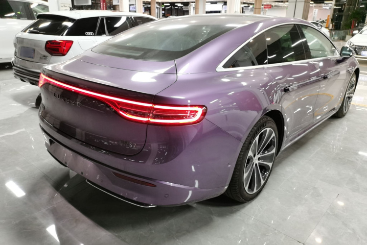 鸿蒙智行 智界S7 2024款 Pro车身外观7