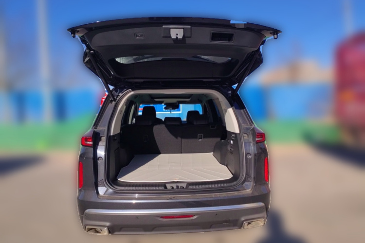 星途揽月 2022款 探享版 400T 四驱星享 5座中控内饰23