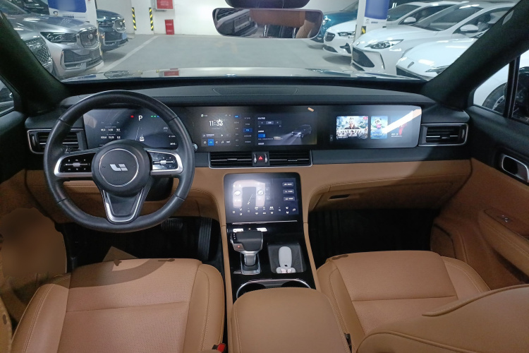 理想汽车 理想ONE 2021款 增程6座版中控内饰12