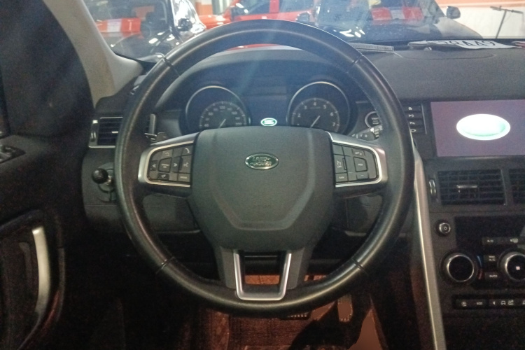 路虎 发现神行 2019款 240PS SE版 国VI中控内饰13