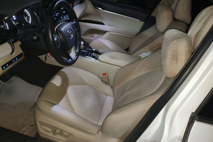 丰田 凯美瑞 2018款 双擎 2.5HG 豪华版局部细节19