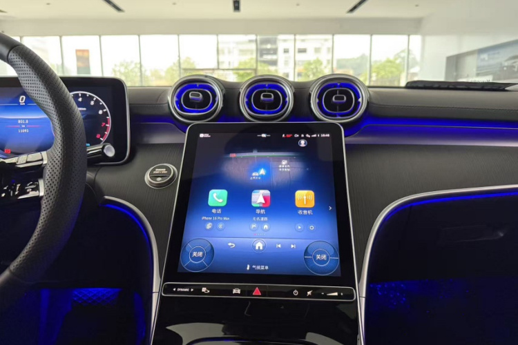 奔驰C级 2025款 C 260 L 皓夜运动版局部细节16