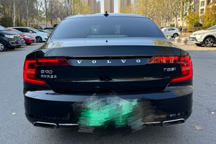 沃尔沃S90新能源 2019款 T8 E驱混动 智雅版 国V车身外观6002