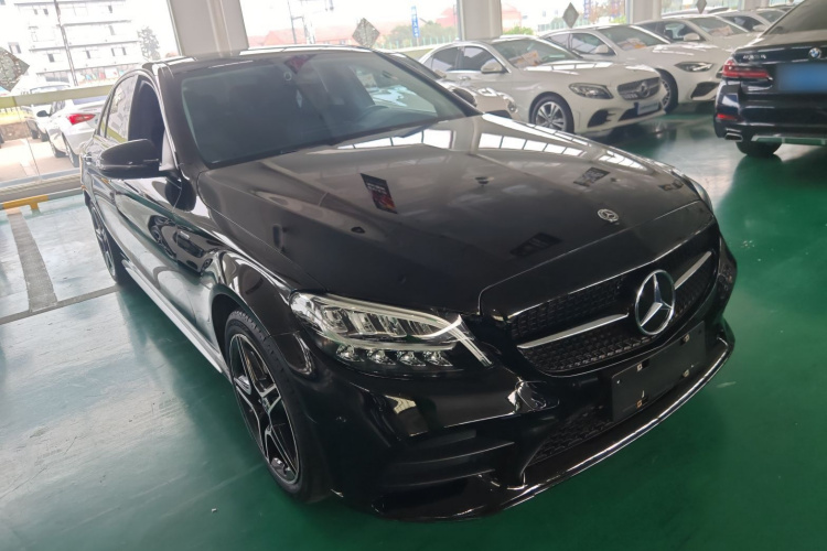 奔驰C级 2021款 C 260 L 运动星耀臻藏版车身外观3