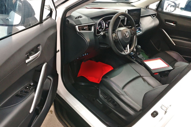 丰田 锋兰达 2022款 2.0L CVT豪华PLUS版中控内饰7003