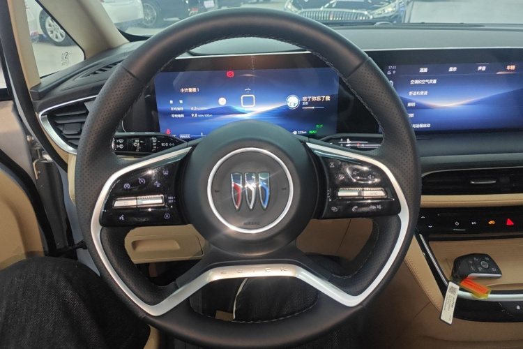 别克GL8新能源 2025款 陆尚 尊享版 7座中控内饰13