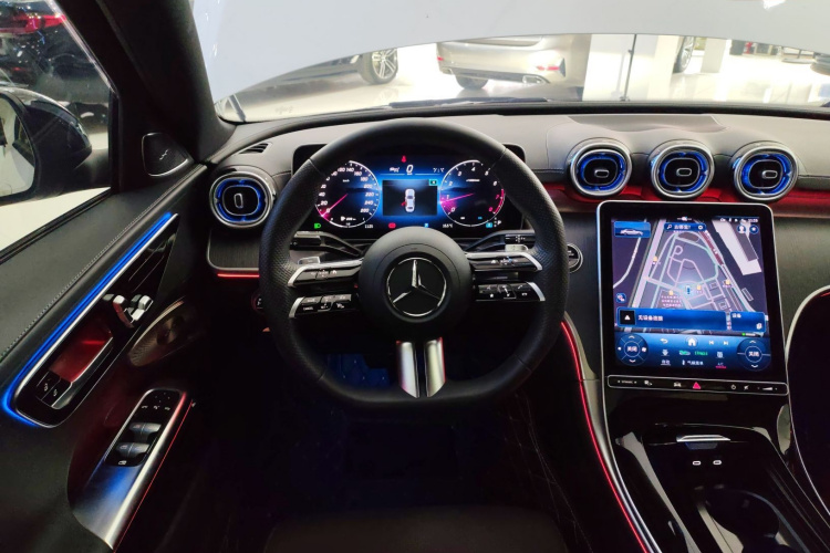 奔驰C级 2023款 C 260 L 皓夜运动版局部细节13